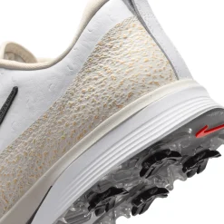 Nike Herrskor-Victory Tr4 Nrg O25 White-Metallic Gold-Sail